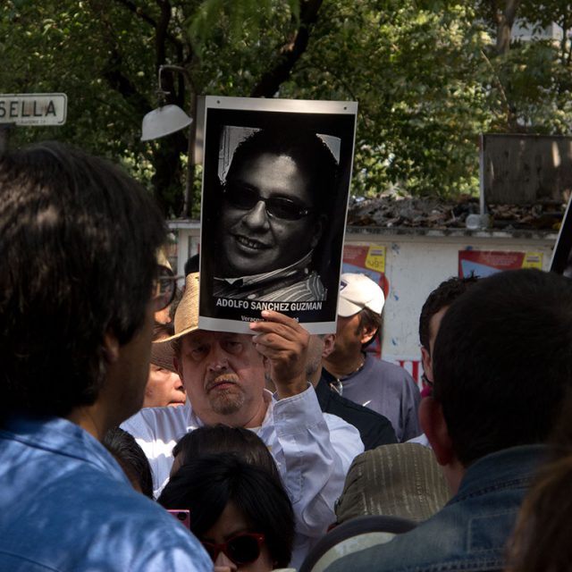 Protestan periodistas por asesinato de corresponsal de Proceso