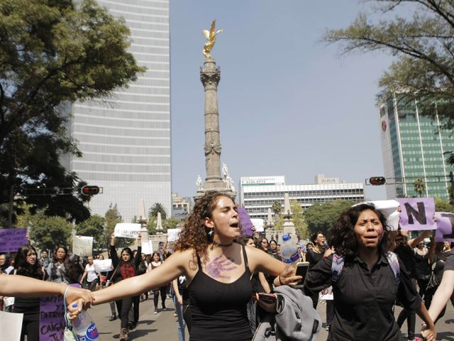 Protesta #NiUnaMenos