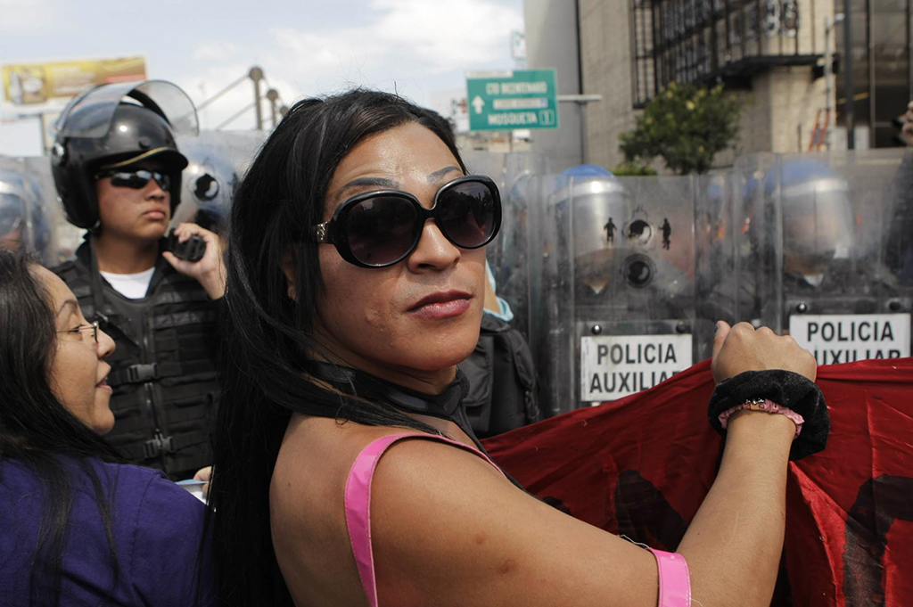 Protestan por asesinatos de ‘trans’ en CDMX